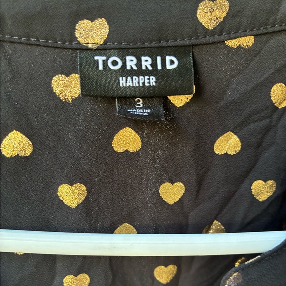 Torrid Gold Heart Print Harper Blouse Size 3 Plus Size Black - Picture 6 of 10